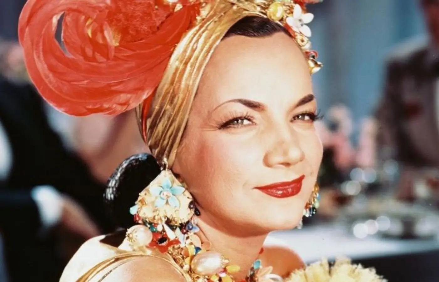 carmen miranda close do rosto